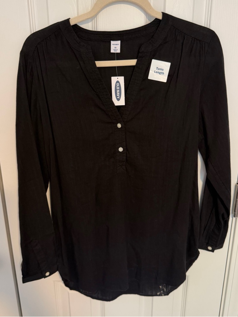 Old Navy Black Tunic V-Neck Button-Front Women's Top